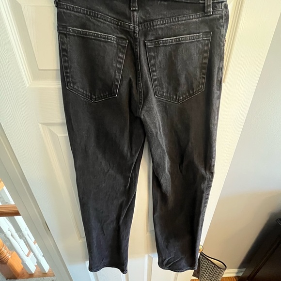 Abercrombie & Fitch The 90s Relaxed Jean High Rise - Picture 2 of 3